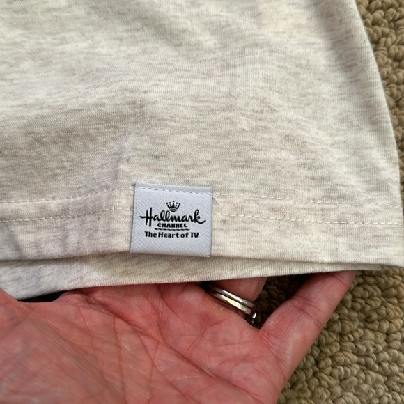 NWT: Hallmark Channel Xmas Shirt - Picture 11 of 13